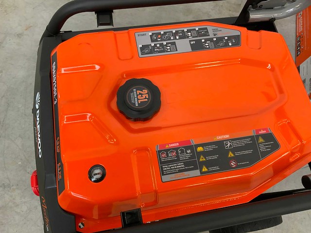 Daewoo - 2023 - gdax9250e-3 - benzine stroomgenerator 230/400v - afbeelding 13 van  15