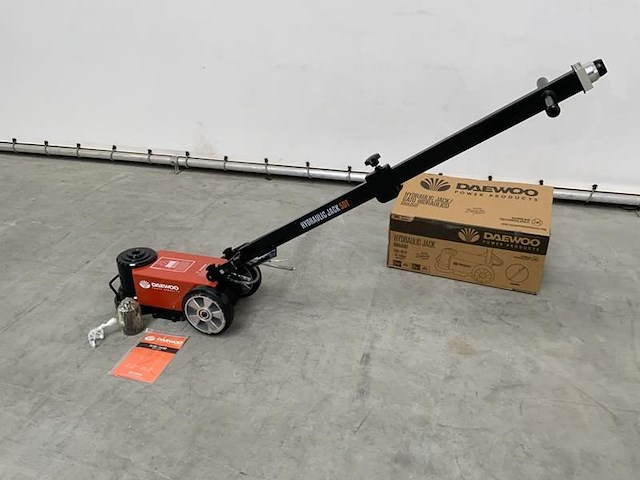 Daewoo - 2025 - 50t. dahj -garage krik 50t - afbeelding 2 van  9