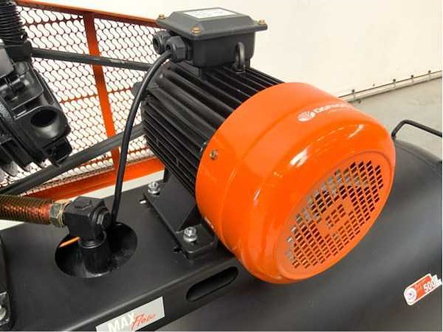 Daewoo - 2025 - daax500l - luchtcompressor 500l 14bar - afbeelding 7 van  29