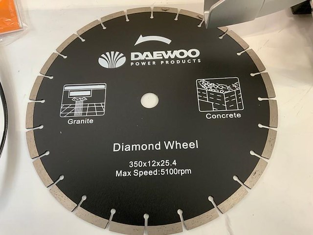 Daewoo - 2025 - dacnq740s - betonzaag - afbeelding 3 van  11