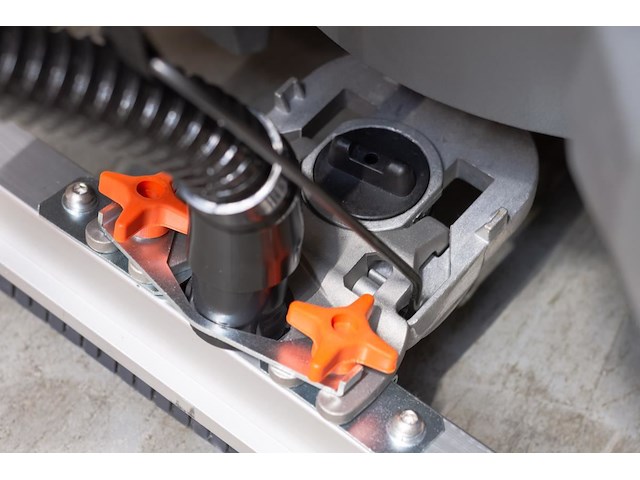 Daewoo - 2025 - dafl50a - schrobmachine - afbeelding 4 van  17