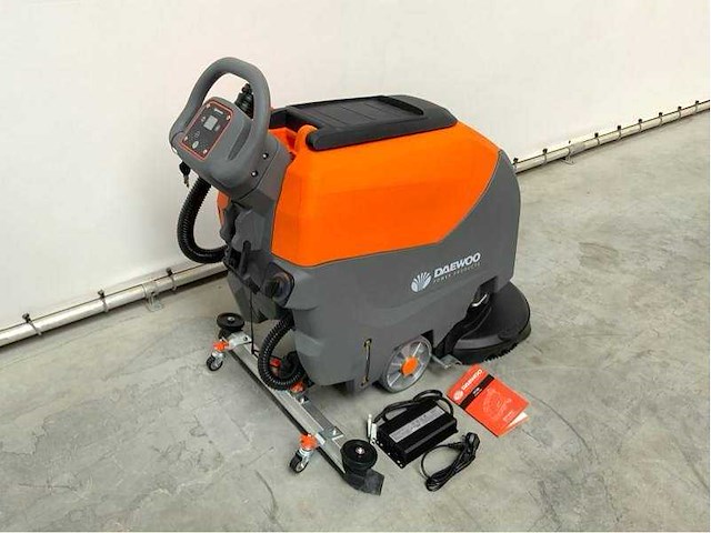 Daewoo - 2025 - dafl50a - vloerschrobber - afbeelding 15 van  24