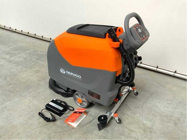 Daewoo - 2025 - dafl50a - vloerschrobmachine - afbeelding 27 van  41