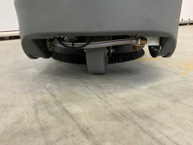 Daewoo - 2025 - dafr70 - zit schrobzuigmachine - afbeelding 10 van  11