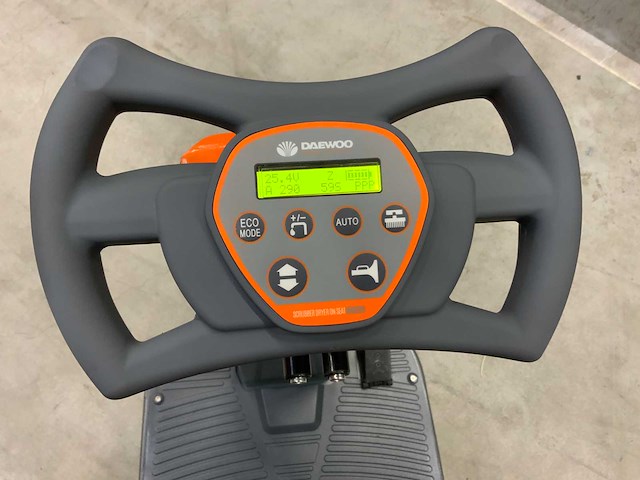 Daewoo - 2025 - dafr70 - zit schrobzuigmachine - afbeelding 3 van  14