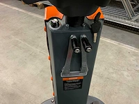 Daewoo - 2025 - dafr70 - zit schrobzuigmachine - afbeelding 2 van  20