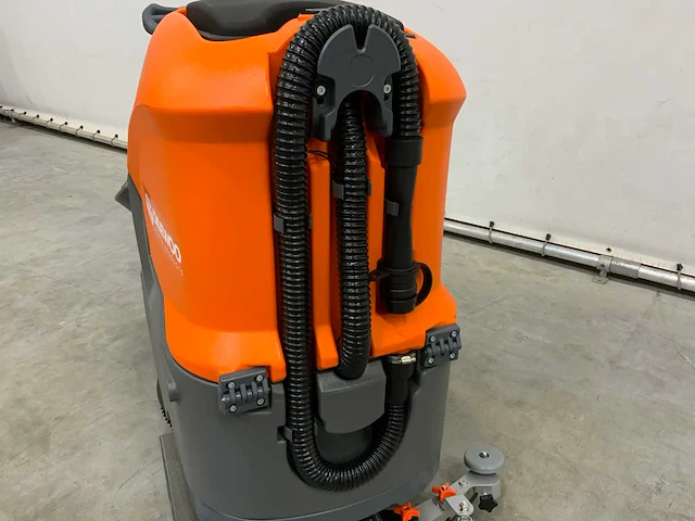 Daewoo - 2025 - dafr70 - zit schrobzuigmachine - afbeelding 16 van  20