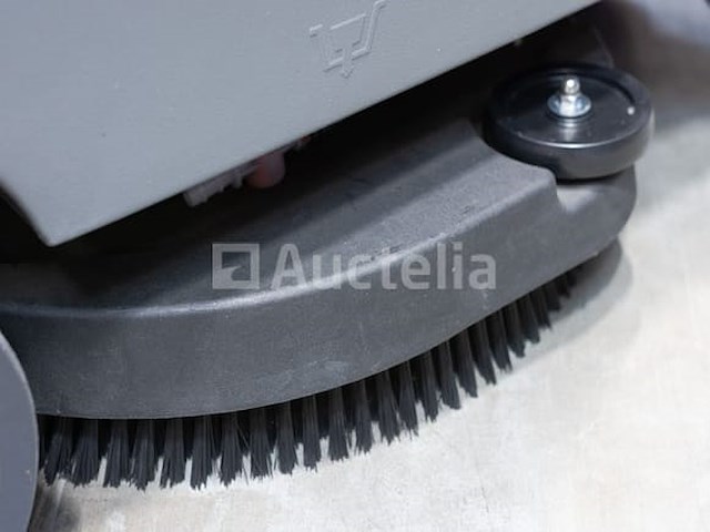 Daewoo - 2025 - dafr70 - zitschrobmachine - afbeelding 3 van  19