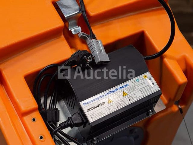 Daewoo - 2025 - dafr70 - zitschrobmachine - afbeelding 15 van  19