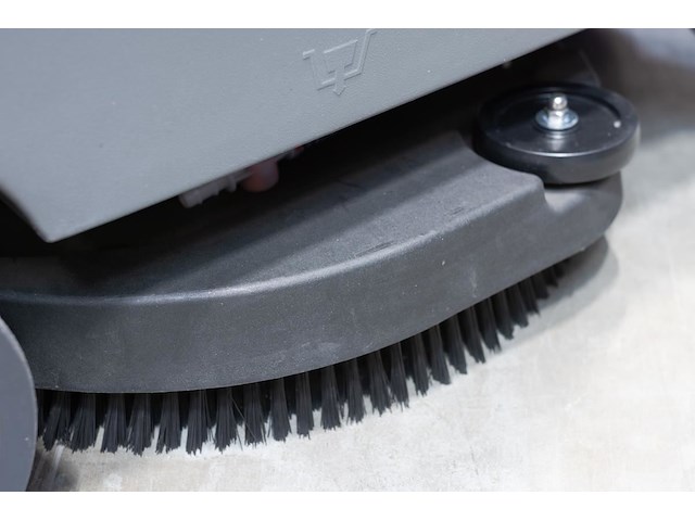Daewoo - 2025 - dafr70 - zitschrobmachine - afbeelding 9 van  19