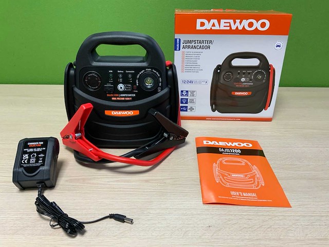 Daewoo - 2025 - dajsl1200 - jumpstarter 12/24v - afbeelding 2 van  5