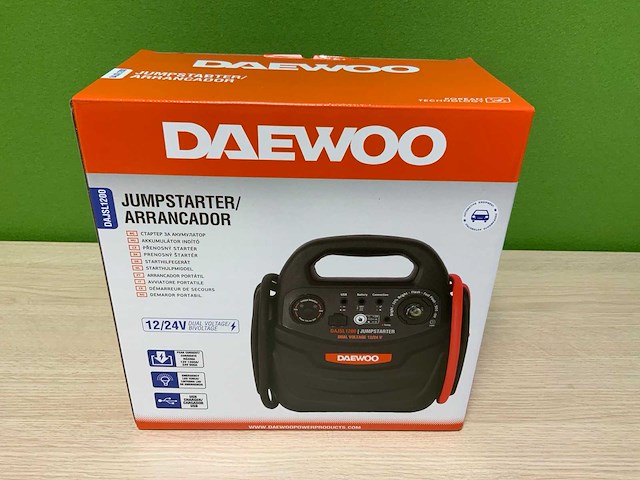 Daewoo - 2025 - dajsl1200 - jumpstarter 12/24v - afbeelding 9 van  10