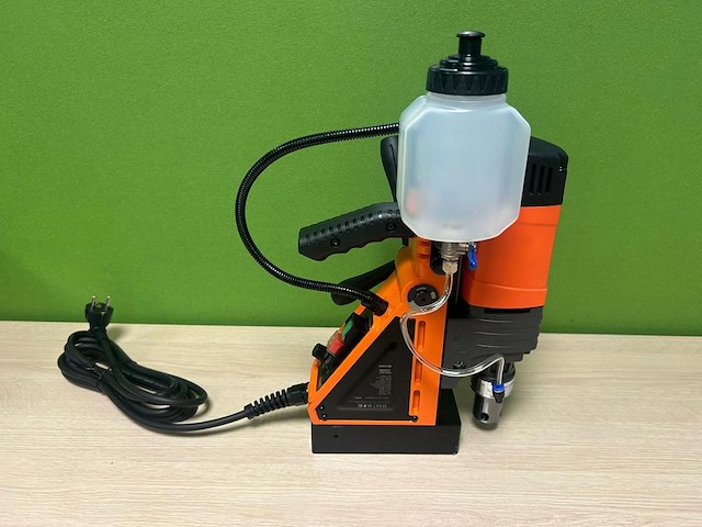 Daewoo - 2025 - damcd1600 - magnetische boormachine - afbeelding 4 van  10