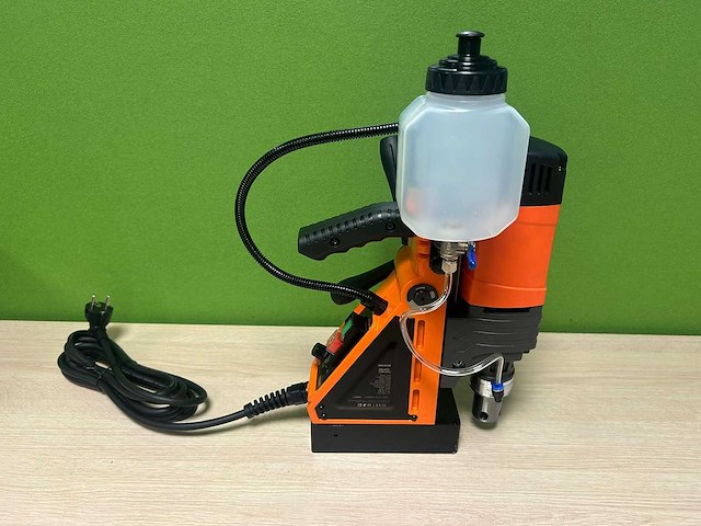 Daewoo - 2025 - damcd1600 - magnetische boormachine - afbeelding 5 van  7