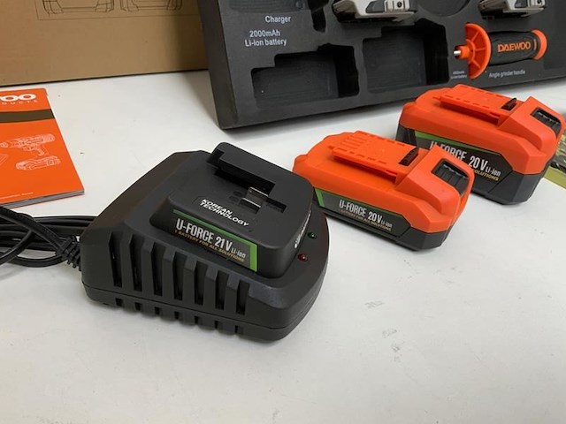 Daewoo - 2025 - damws266 - powertool set - afbeelding 9 van  9