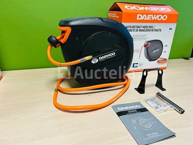 Daewoo - 2025 - dapahr20 - automatisch oprolbare luchtslanghaspel 20m - afbeelding 1 van  8