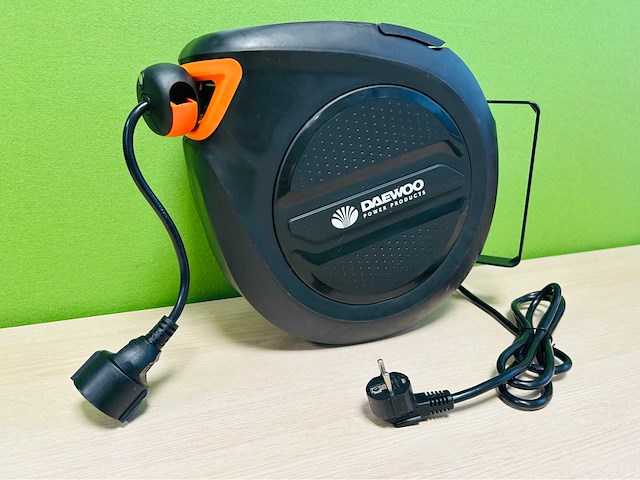 Daewoo - 2025 - dapcr20 - automatisch oprolbare kabelhaspel 20m - afbeelding 1 van  1