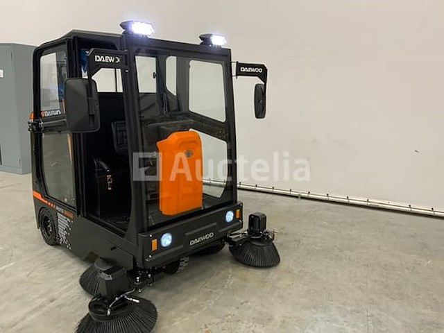 Daewoo - 2025 - das100 - straatveegmachine - afbeelding 3 van  25