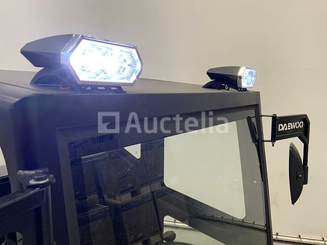 Daewoo - 2025 - das100 - straatveegmachine - afbeelding 6 van  25
