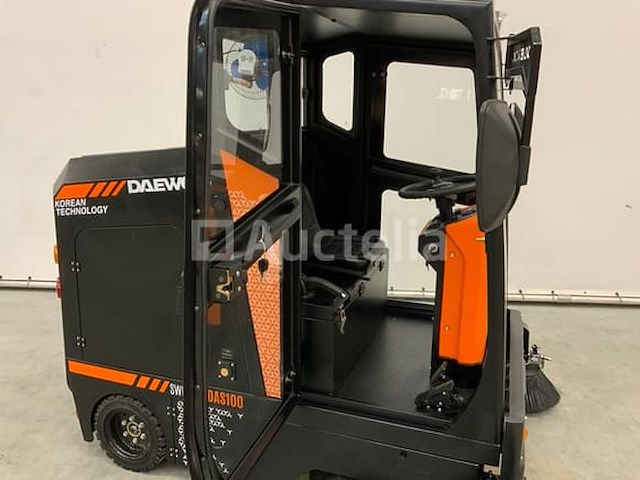 Daewoo - 2025 - das100 - straatveegmachine - afbeelding 23 van  25