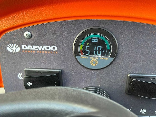 Daewoo - 2025 - das100 - straatveegmachine - afbeelding 5 van  30