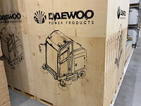 Daewoo - 2025 - das100 - straatveegmachine - afbeelding 1 van  11