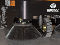 Daewoo - 2025 - das80 - veegmachine - afbeelding 10 van  14