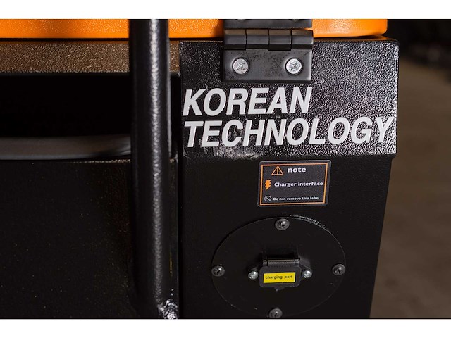 Daewoo - 2025 - das80 - zit veegmachine - afbeelding 3 van  20