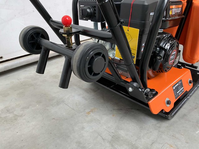 Daewoo - 2025 - datm80 - trilplaat compact - afbeelding 2 van  8