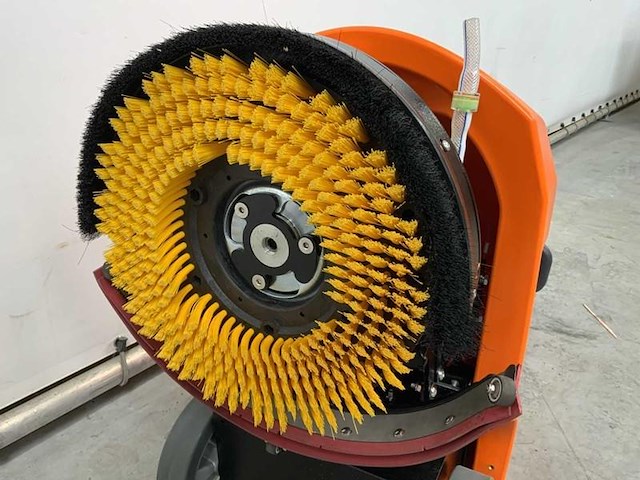 Daewoo - 2025 - daxm30 - schrobmachine - afbeelding 15 van  16