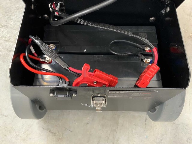 Daewoo - 2025 - daxm30 - schrobmachine - afbeelding 2 van  16