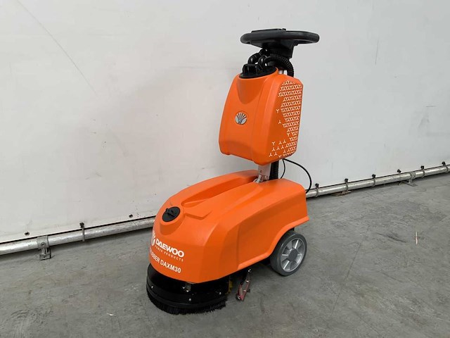 Daewoo - 2025 - daxm30 - schrobmachine - afbeelding 12 van  16