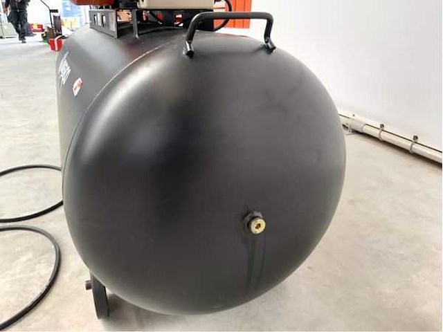 Daewoo - 2026 - daax500l - luchtcompressor 500l 14bar - afbeelding 9 van  29