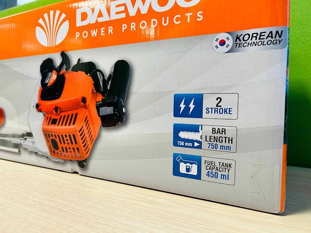 Daewoo - 2026 - daht750 - benzine heggenschaar - afbeelding 2 van  3