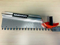 Daewoo - 2026 - daht750 - benzine heggenschaar - afbeelding 10 van  14