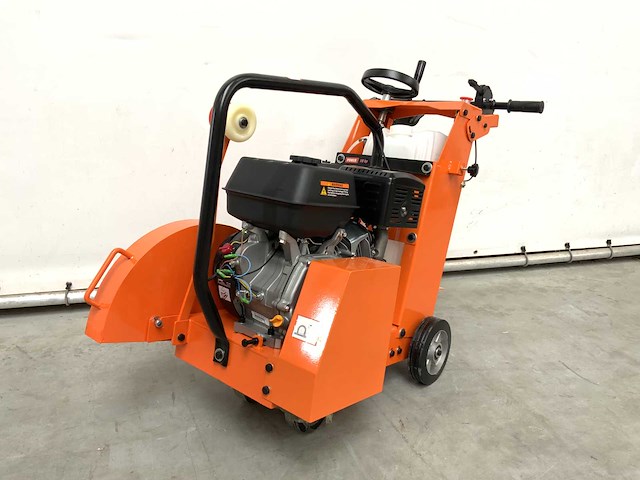 Daewoo - 2026 - datmf20-4 - benzine vloerzaagmachine - afbeelding 1 van  12