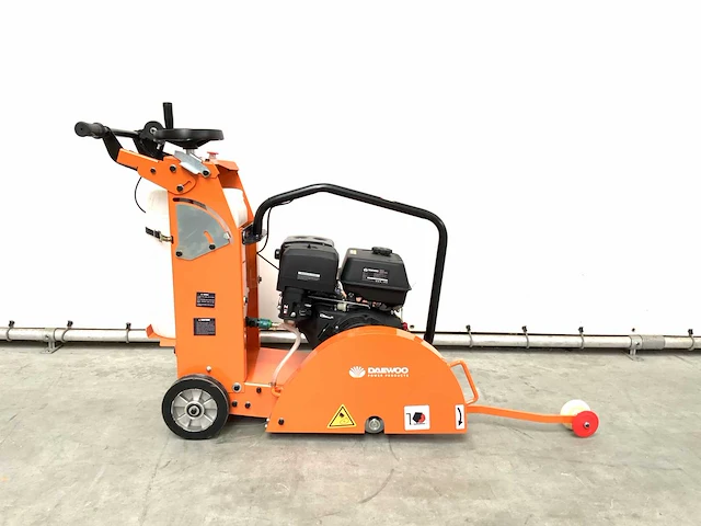 Daewoo - 2026 - datmf20-4 - benzine vloerzaagmachine - afbeelding 6 van  12