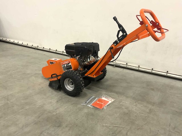 Daewoo - 2026 - dwfsg15-300 - stump grinder - afbeelding 3 van  8