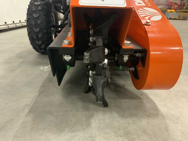 Daewoo - 2026 - dwfsg15-300 - stump grinder - afbeelding 7 van  8