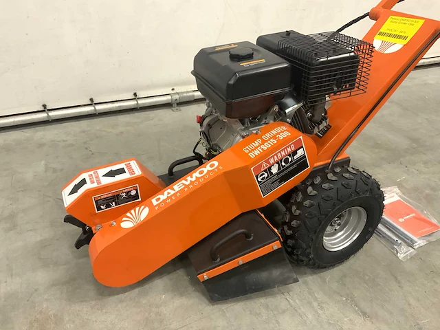 Daewoo - 2026 - dwfsg15-300 - stump grinder - afbeelding 3 van  11