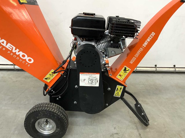 Daewoo - 2026 - dwfwc230 - wood chipper - afbeelding 2 van  14