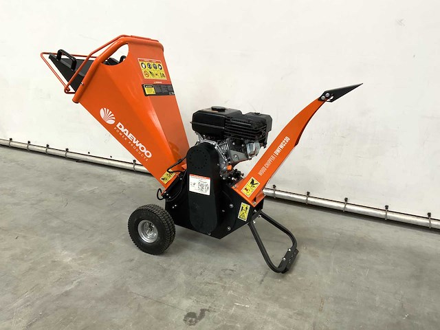 Daewoo - 2026 - dwfwc230 - wood chipper - afbeelding 8 van  14