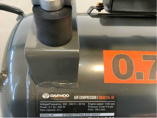 Daewoo - daax 24l - luchtcompressor 24l 8bar - afbeelding 5 van  10