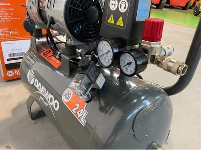 Daewoo - daax 24l - luchtcompressor 24l 8bar - afbeelding 2 van  10