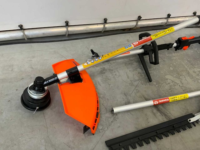Daewoo - damtx520 - multifunctionele snoeigereedschapsset - afbeelding 2 van  4
