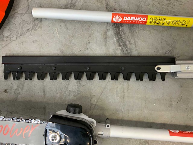 Daewoo - damtx520 - multifunctionele snoeigereedschapsset - afbeelding 9 van  12