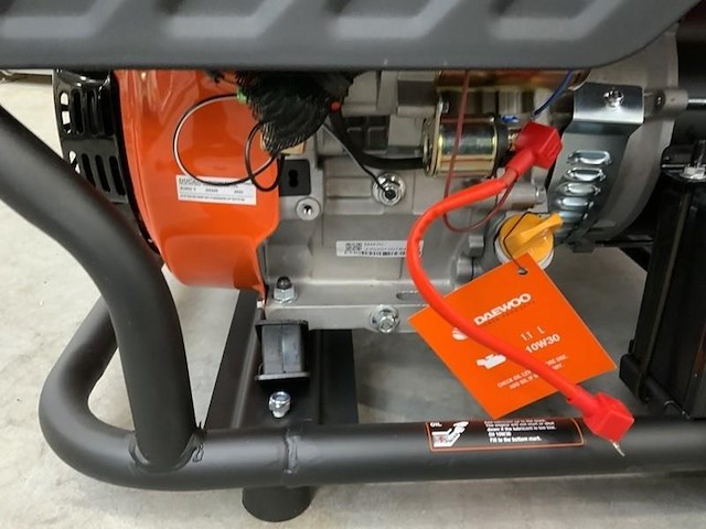 Daewoo - gdax9250e - benzine generator - afbeelding 13 van  15