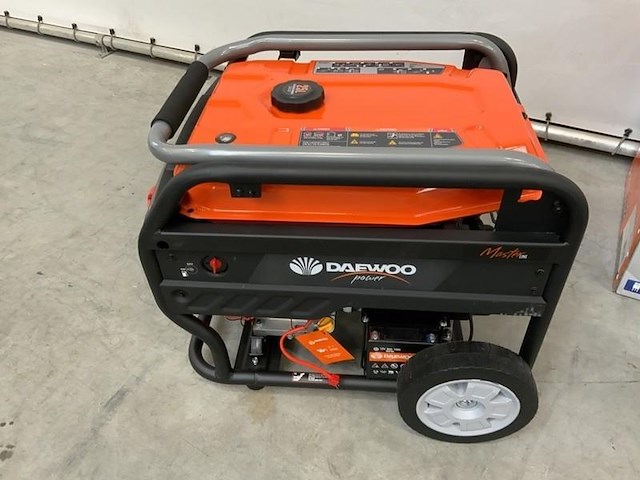 Daewoo - gdax9250e - benzine generator - afbeelding 14 van  15