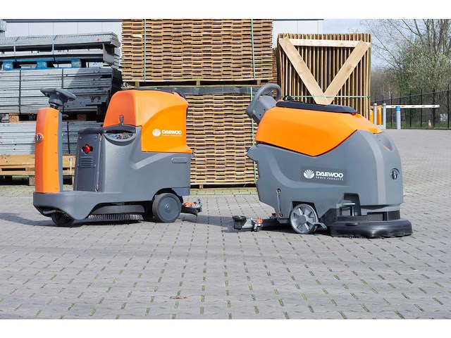 Daewoo - reinigingsmachine bundel - afbeelding 5 van  6