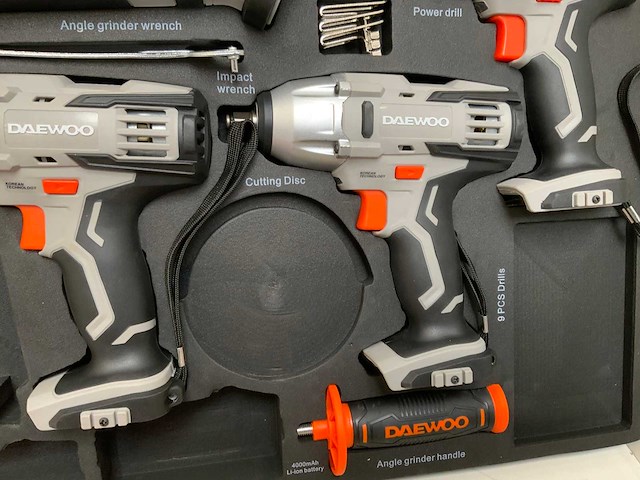 Daewoo - u force 4 in 1 - powertool set - afbeelding 8 van  8